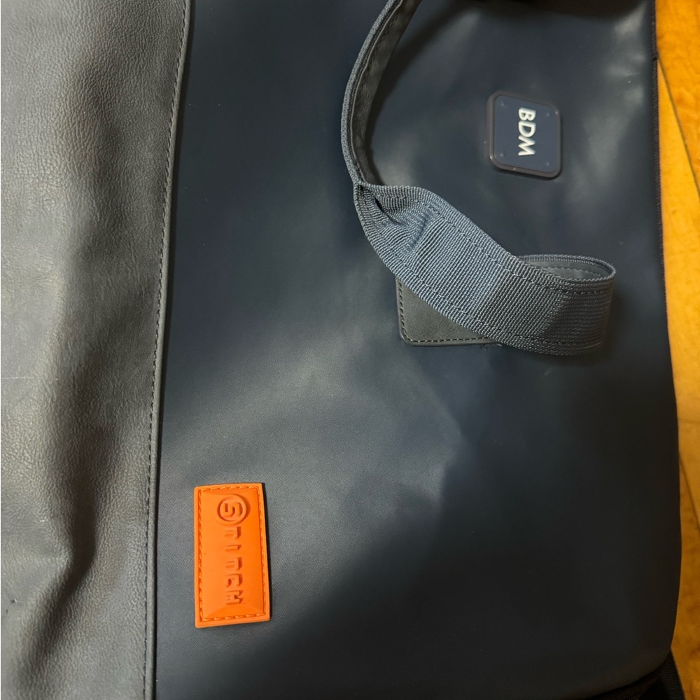 Samsonite Black and Orange Men's Bag
